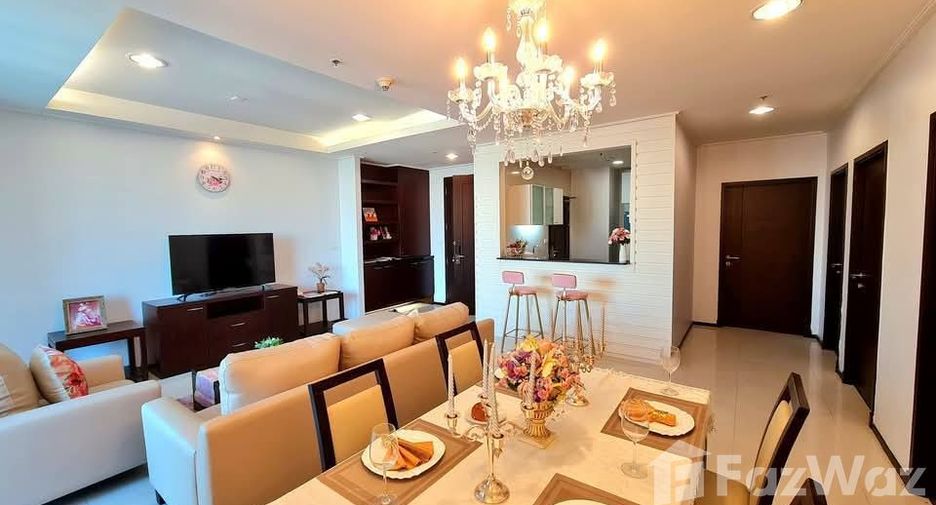 For rent 2 bedrooms apartment in Watthana, Bangkok