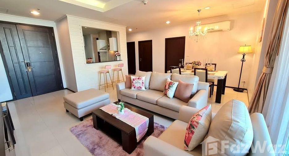 For rent 2 bedrooms apartment in Watthana, Bangkok