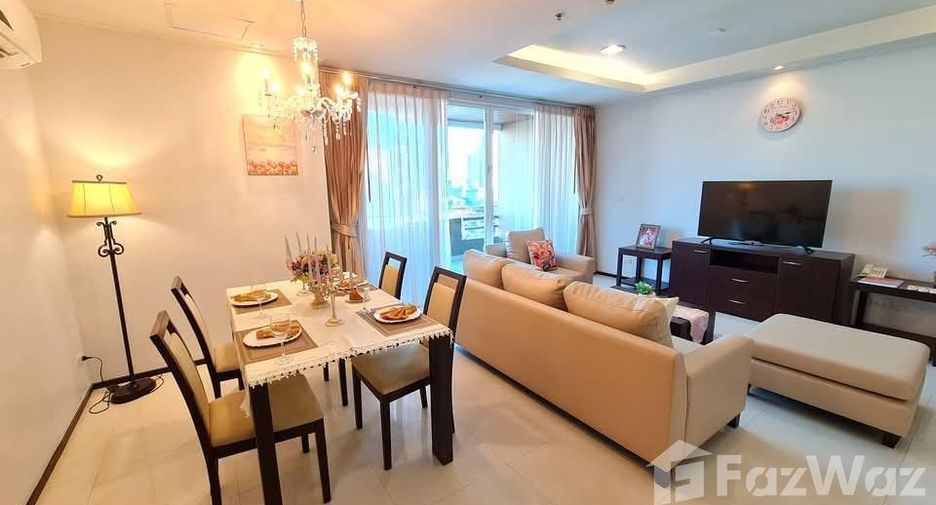 For rent 2 bedrooms apartment in Watthana, Bangkok