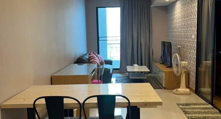 For rent 1 bed condo in Watthana, Bangkok