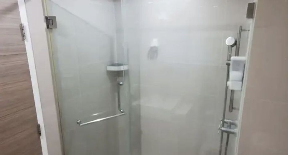For rent 1 bed condo in Khlong San, Bangkok