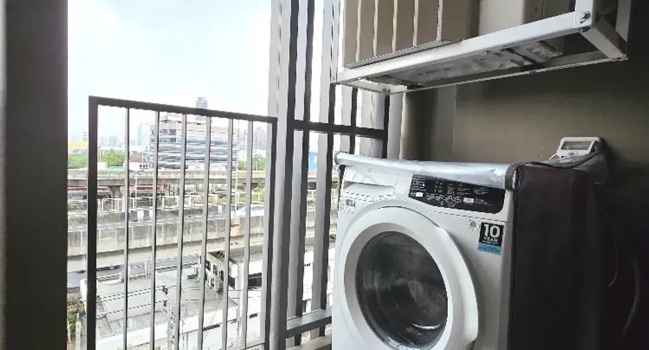 For rent 1 bed condo in Huai Khwang, Bangkok