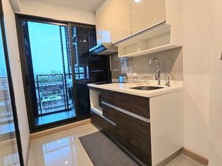 Condo en alquiler de 1 habitaciones en Huai Khwang, Bangkok