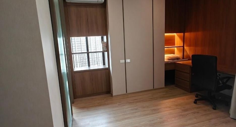 For rent 1 bed condo in Phaya Thai, Bangkok