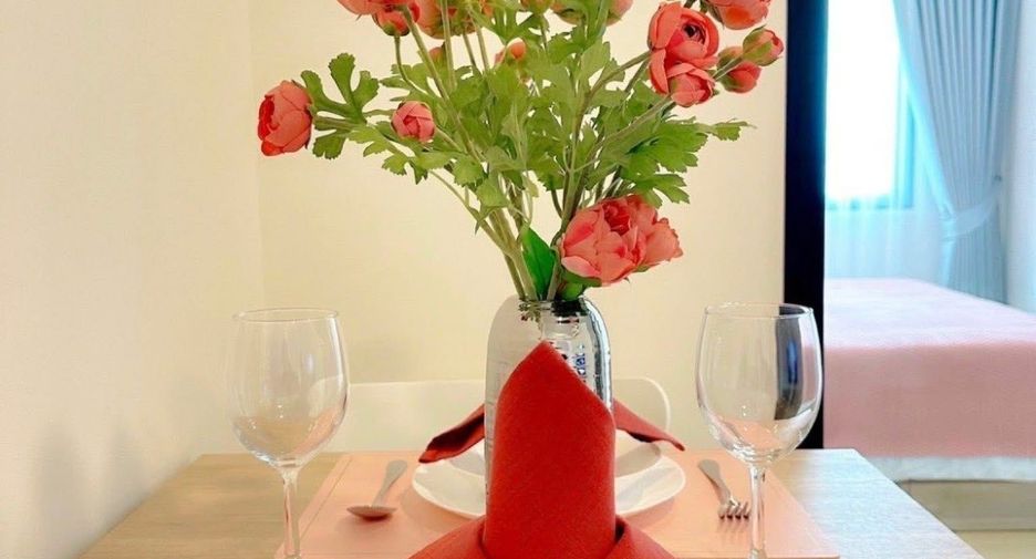 For rent 1 bed condo in Wang Thonglang, Bangkok