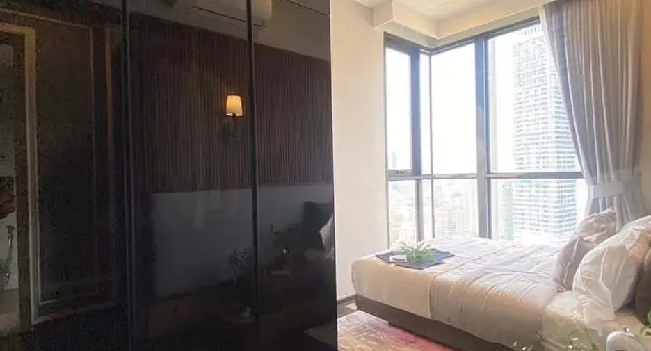 For rent 2 bedrooms condo in Watthana, Bangkok