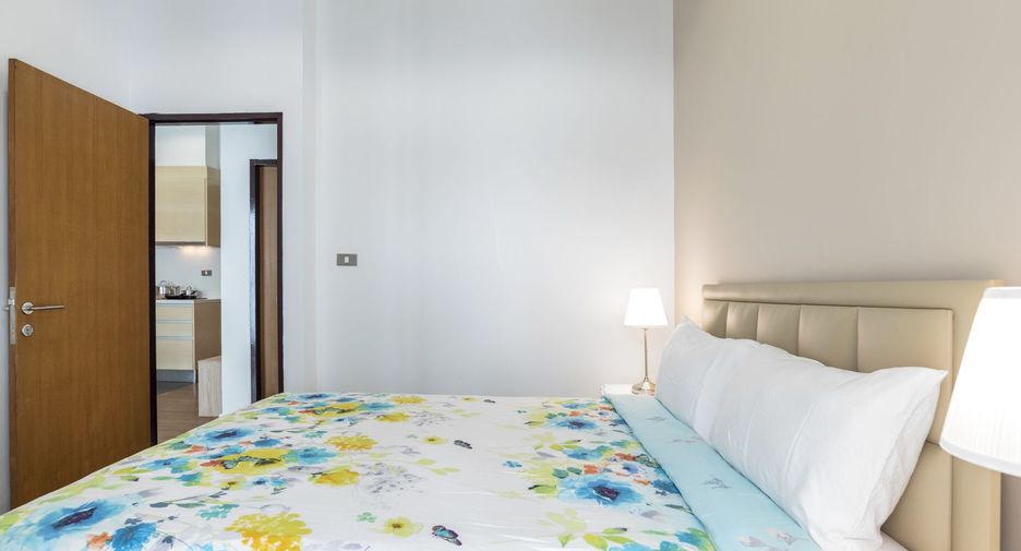 For rent 1 bed condo in Watthana, Bangkok