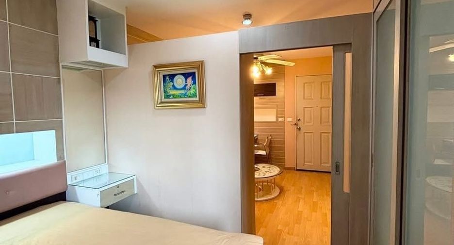 For rent 1 bed condo in Huai Khwang, Bangkok
