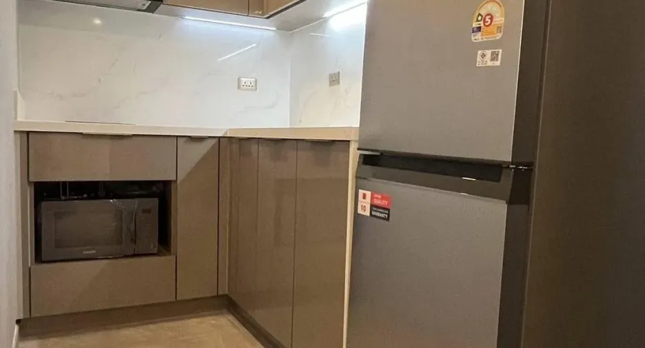 For rent 1 bed condo in Huai Khwang, Bangkok