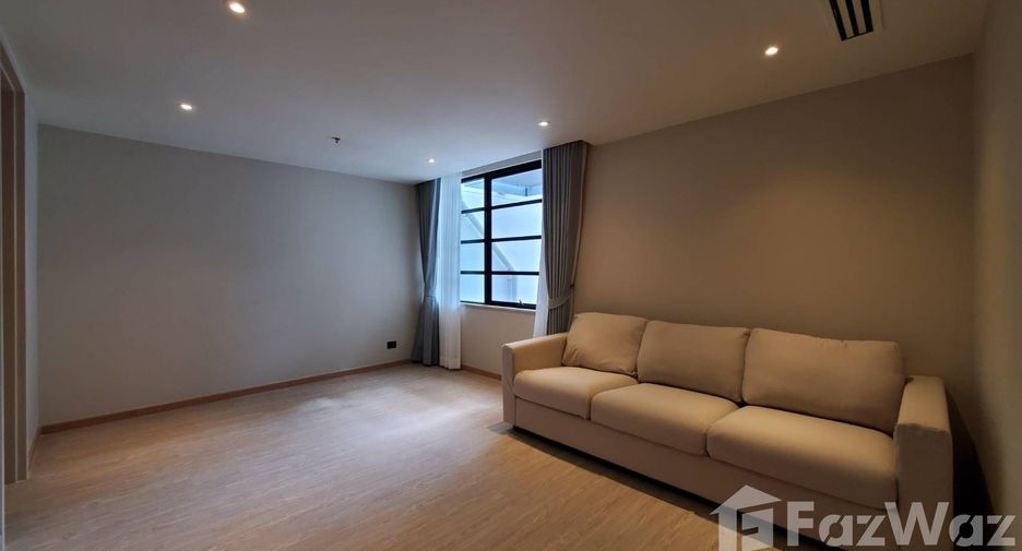 For rent 3 bedrooms apartment in Sathon, Bangkok