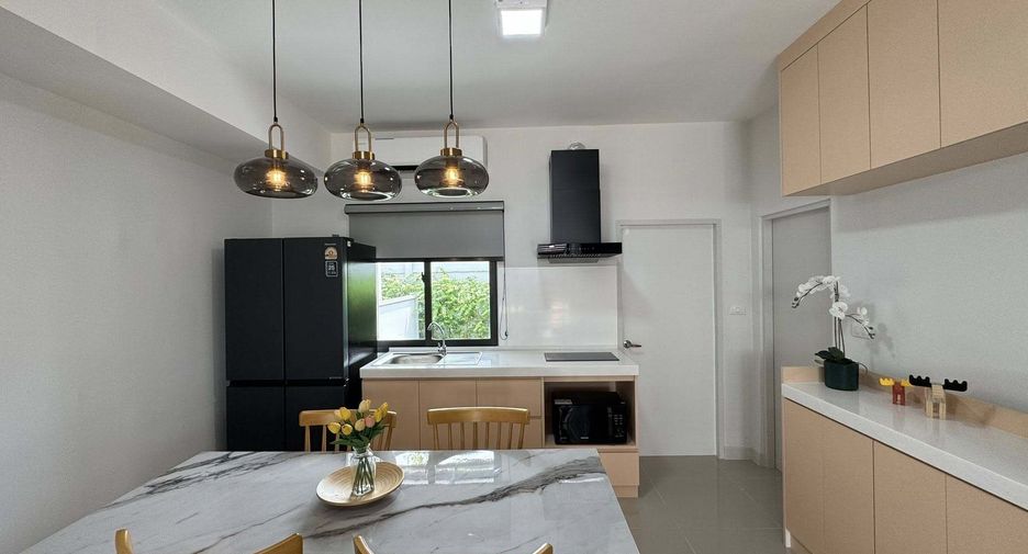 For rent 2 bedrooms house in Bang Phli, Samut Prakan
