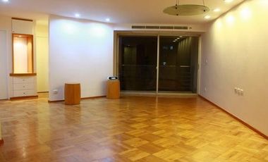 For rent 2 bedrooms condo in Yan Nawa, Bangkok