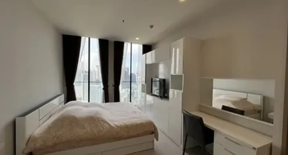 Condo en alquiler de 2 habitaciones en Pathum Wan, Bangkok