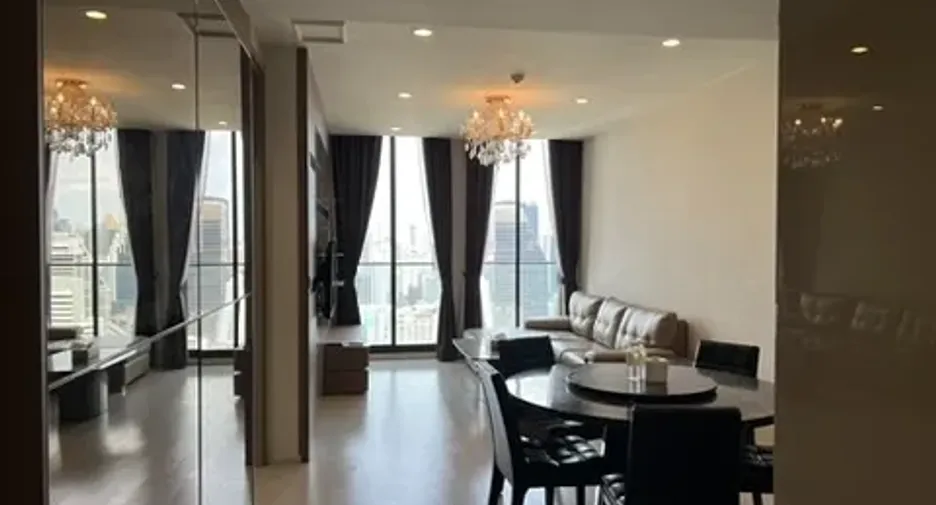 Condo en alquiler de 2 habitaciones en Pathum Wan, Bangkok
