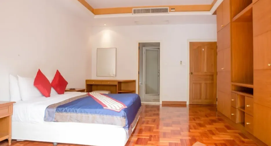 Apartment zur Miete mit 3 Zimmer in Watthana, Bangkok