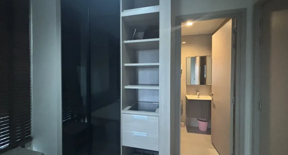 Wohnung zur Miete mit 1 Zimmer in Huai Khwang, Bangkok