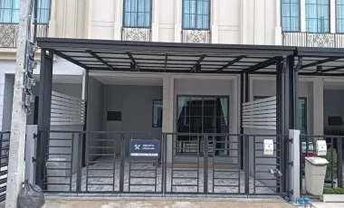For rent 3 bedrooms townhouse in Bang Phli, Samut Prakan