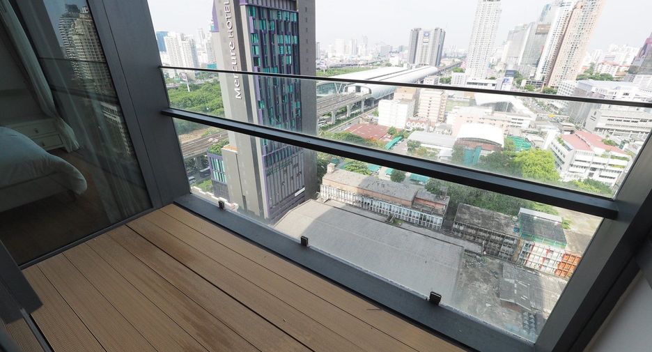À louer 2 chambres condo à Watthana, Bangkok