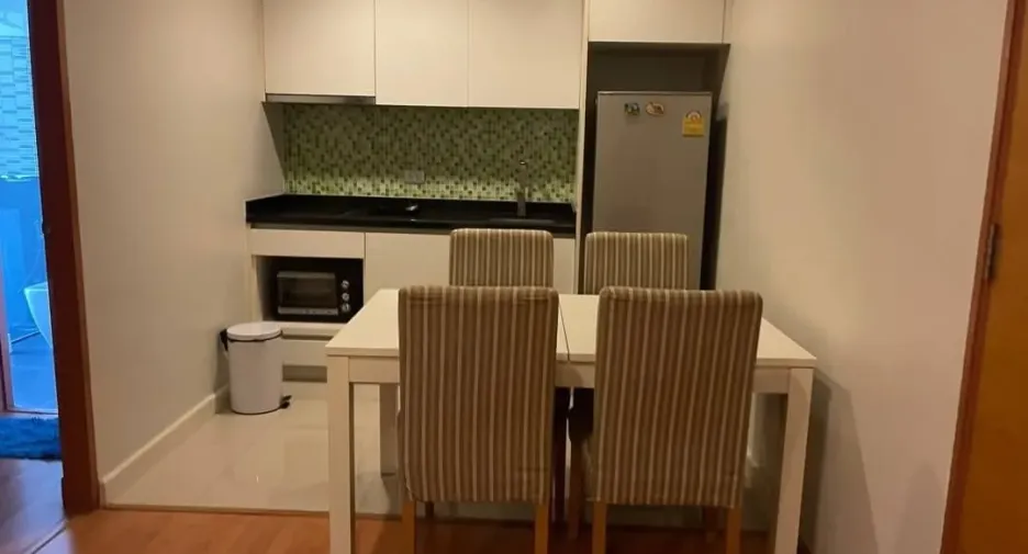 For rent 1 bed condo in Khlong Toei, Bangkok