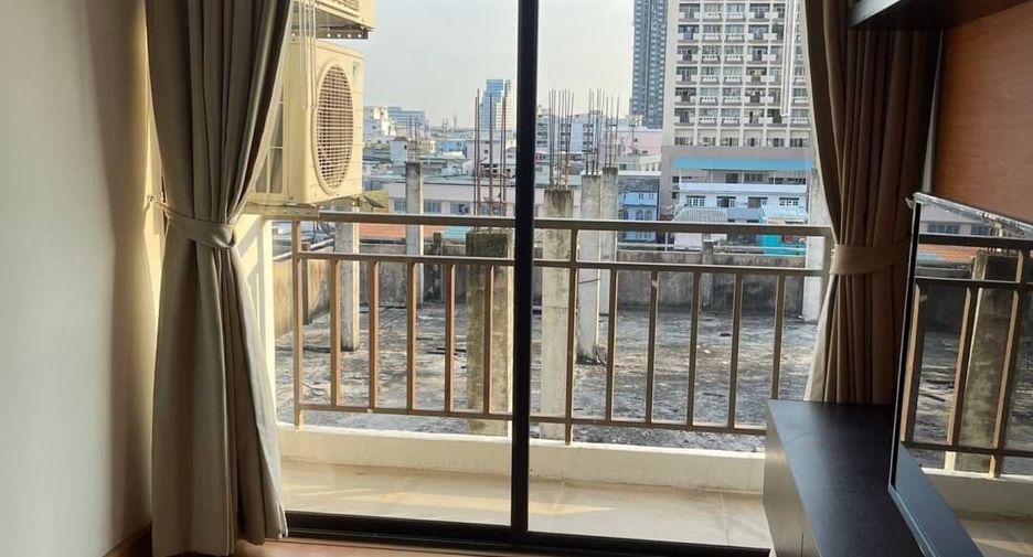 For rent 1 bed condo in Khlong Toei, Bangkok