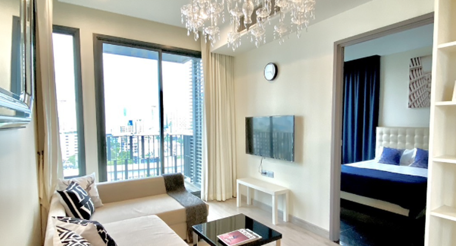 For rent 2 bedrooms condo in Khlong Toei, Bangkok