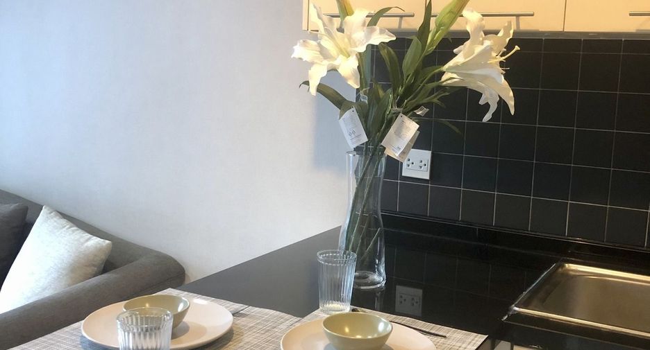 For rent 1 bed condo in Sathon, Bangkok
