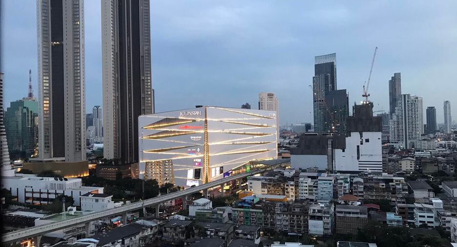Wohnung zur Miete mit 1 Zimmer in Khlong San, Bangkok