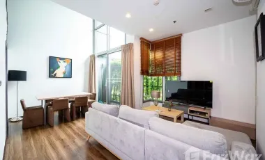 À louer 2 chambres condo à Watthana, Bangkok