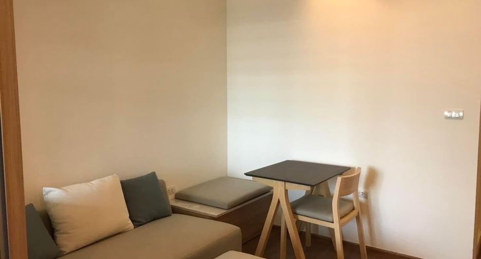 Wohnung zur Miete mit 1 Zimmer in Yan Nawa, Bangkok
