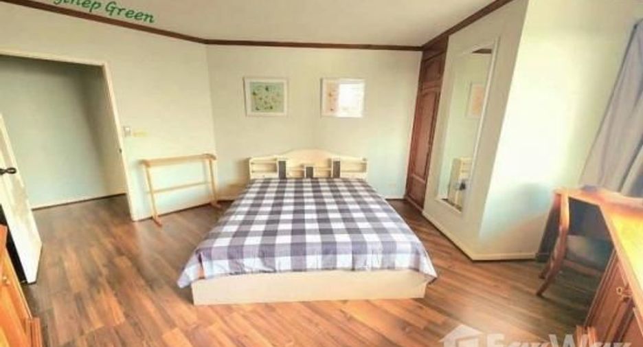 For rent 2 bedrooms condo in Bang Na, Bangkok