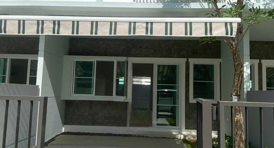 À louer 2 chambres maison de ville à Bang Phli, Samut Prakan