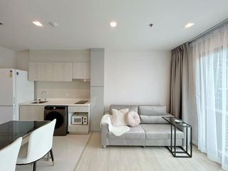 For rent 2 bedrooms condo in Pathum Wan, Bangkok