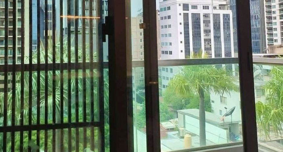 Wohnung zur Miete mit 2 Zimmer in Khlong Toei, Bangkok