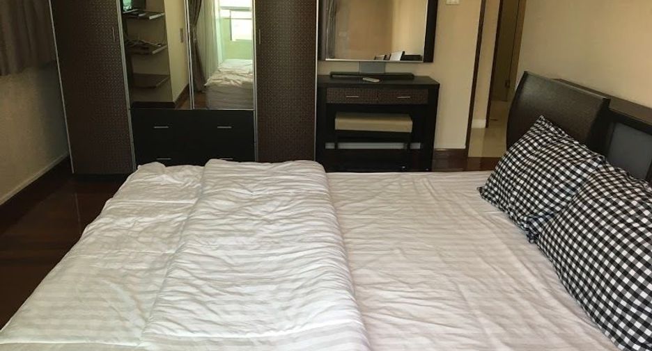 À louer 2 chambres condo à Watthana, Bangkok