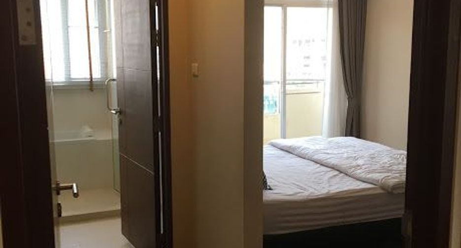 À louer 2 chambres condo à Watthana, Bangkok