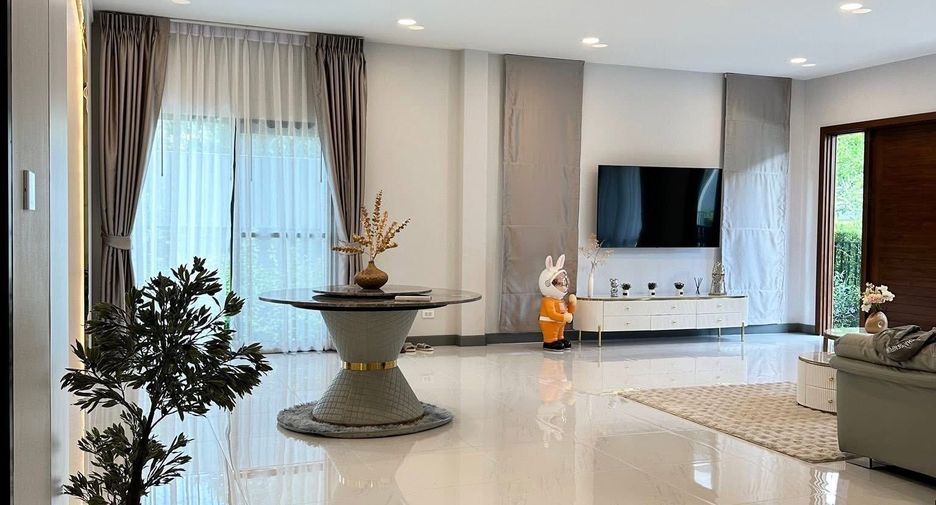 Аренда 5 спальни дом в Bang Phli, Самутпракан