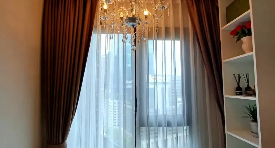 For rent studio condo in Pathum Wan, Bangkok