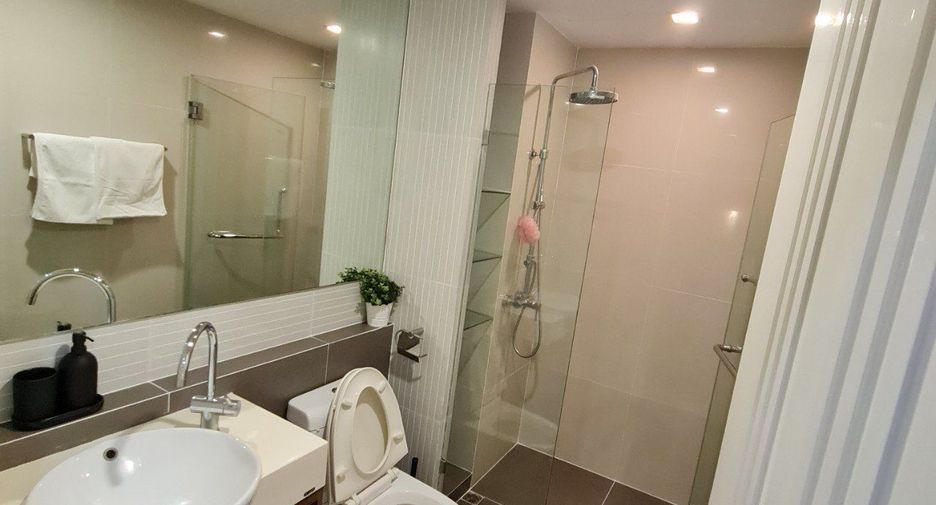 For rent 1 bed condo in Phra Khanong, Bangkok