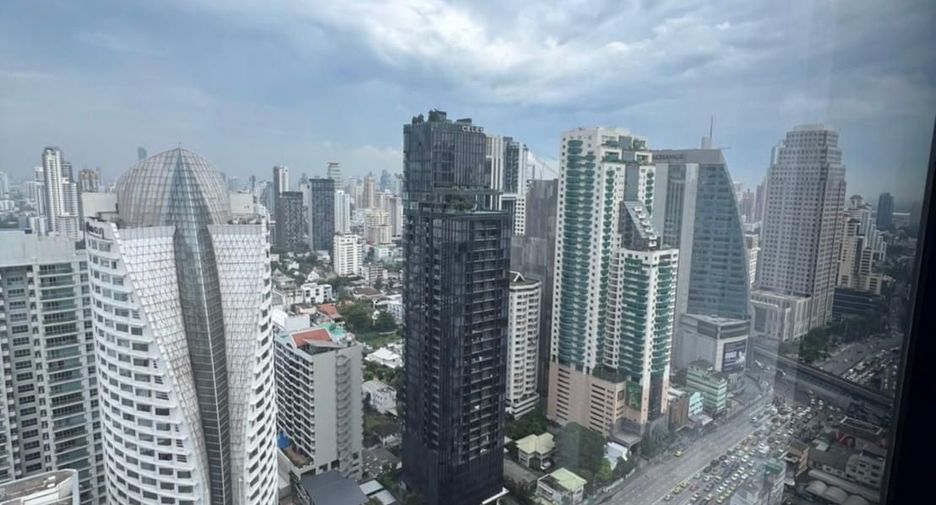 À louer 2 chambres condo à Khlong Toei, Bangkok
