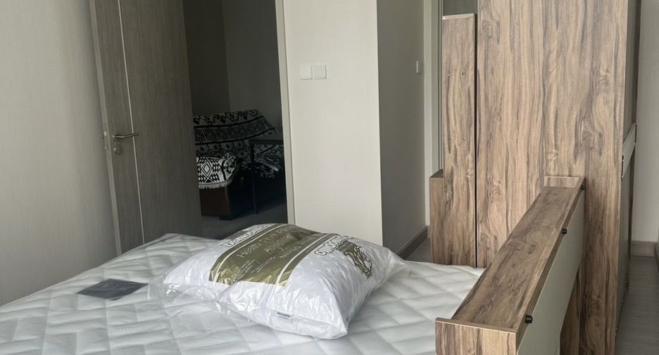 Condo en alquiler de 1 habitaciones en Bang Rak, Bangkok