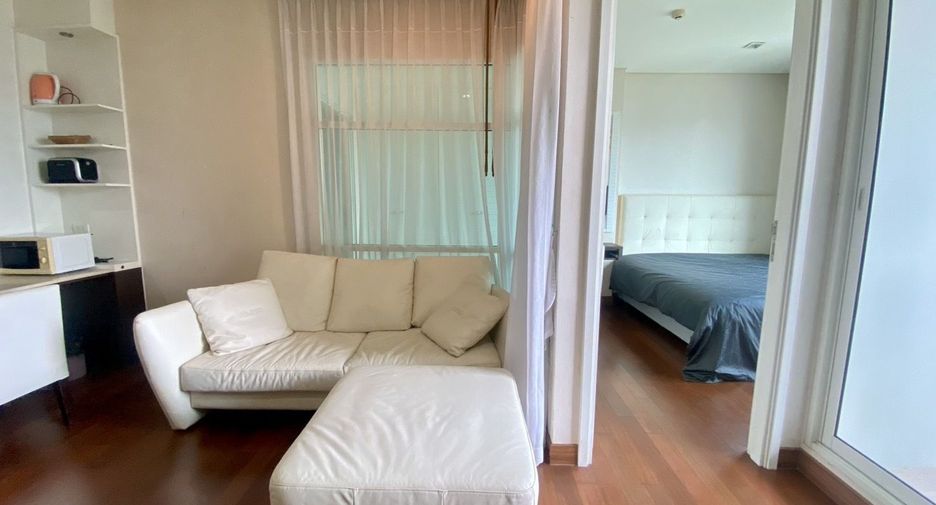 For rent 1 bed condo in Watthana, Bangkok