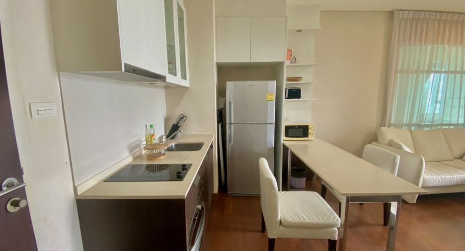 For rent 1 bed condo in Watthana, Bangkok