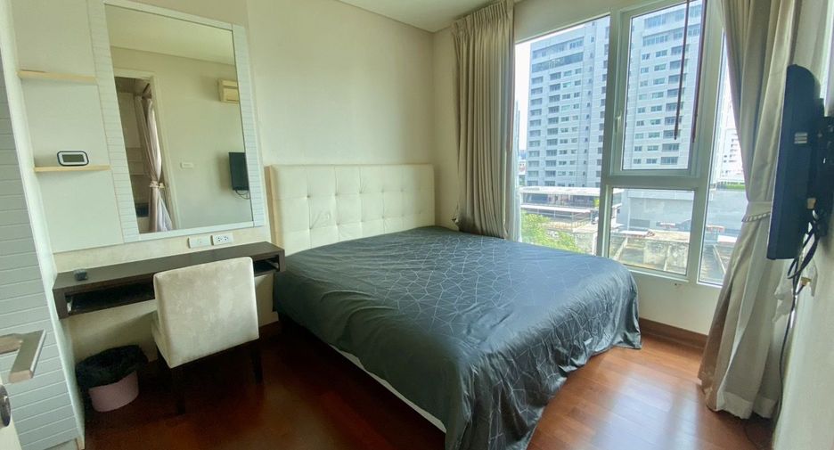For rent 1 bed condo in Watthana, Bangkok