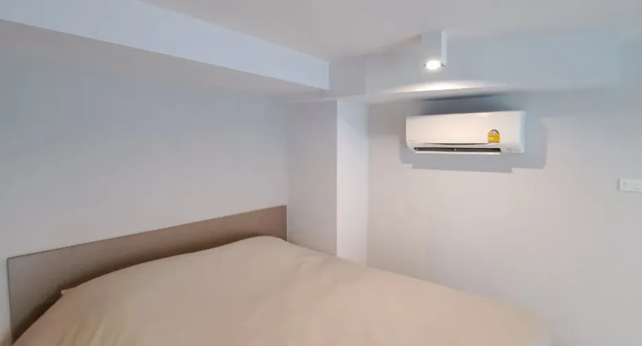 For rent 1 bed condo in Huai Khwang, Bangkok