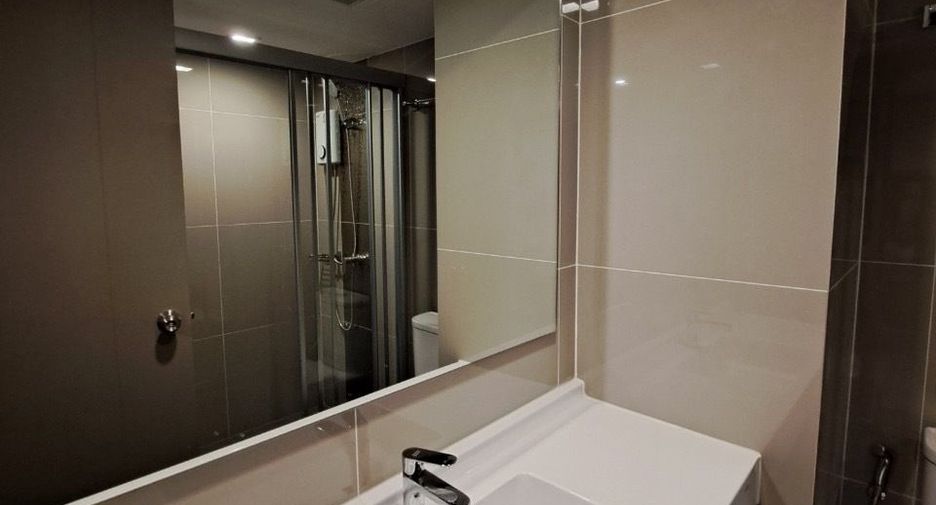 For rent 1 bed condo in Huai Khwang, Bangkok