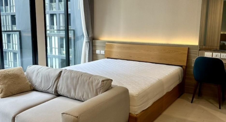 For rent 1 bed condo in Pathum Wan, Bangkok