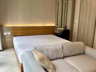 For rent 1 bed condo in Pathum Wan, Bangkok