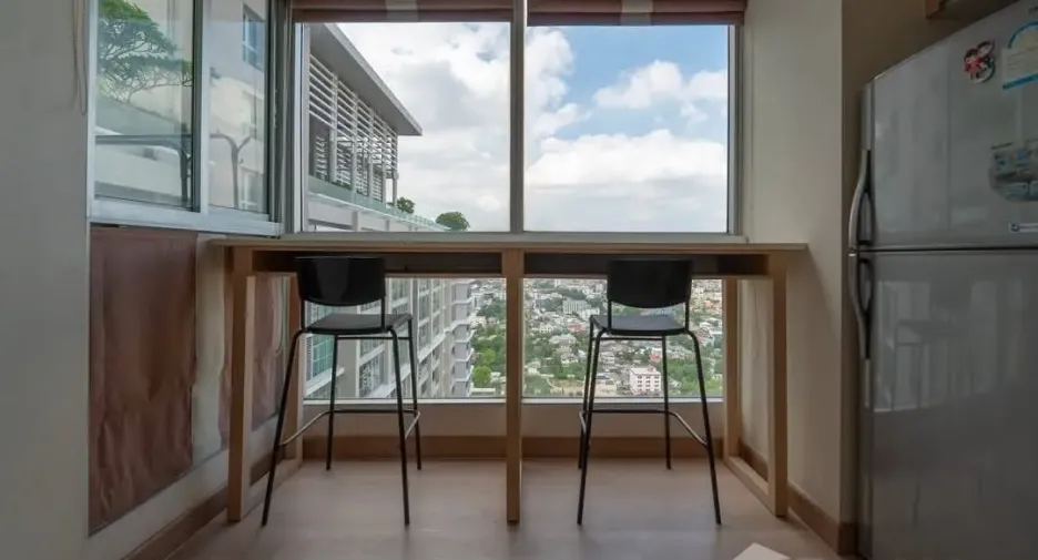 Wohnung zur Miete mit 1 Zimmer in Huai Khwang, Bangkok