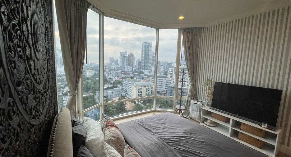 For rent 2 ベッドルーム condo in Watthana, Bangkok
