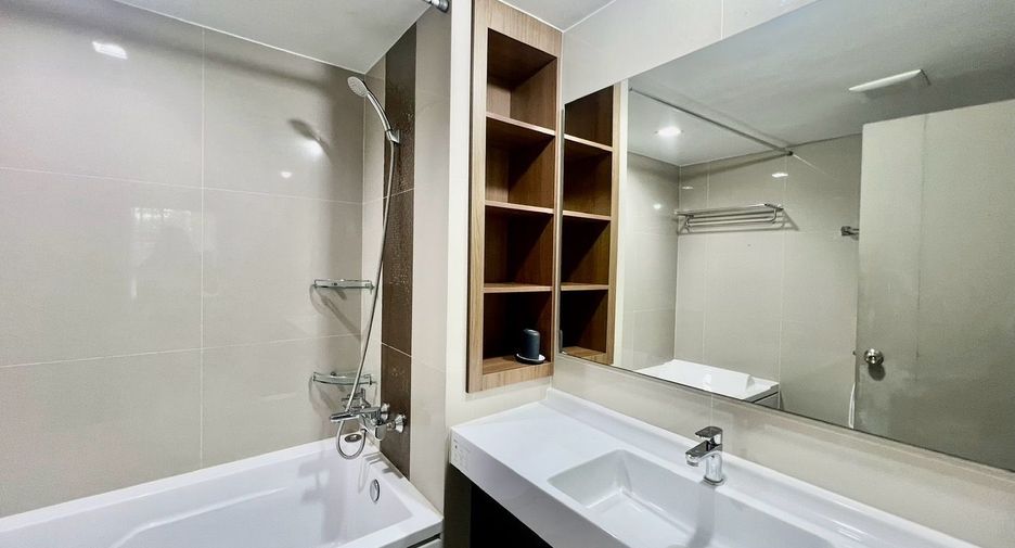 Wohnung zur Miete mit 1 Zimmer in Phra Khanong, Bangkok